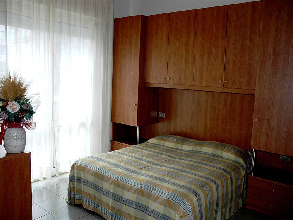 Pensione Villa Joli Lido di Jesolo Eksteriør bilde