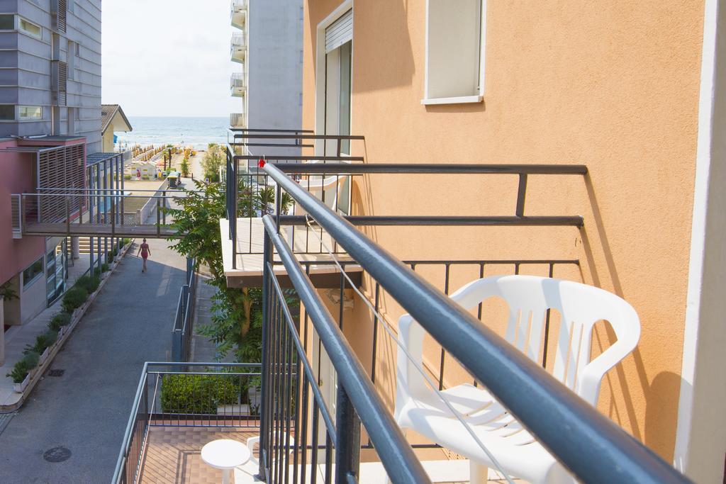 Pensione Villa Joli Lido di Jesolo Eksteriør bilde