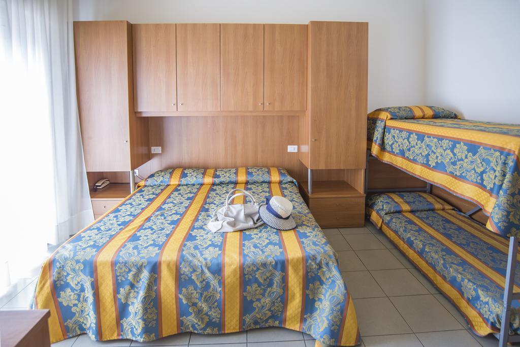 Pensione Villa Joli Lido di Jesolo Eksteriør bilde